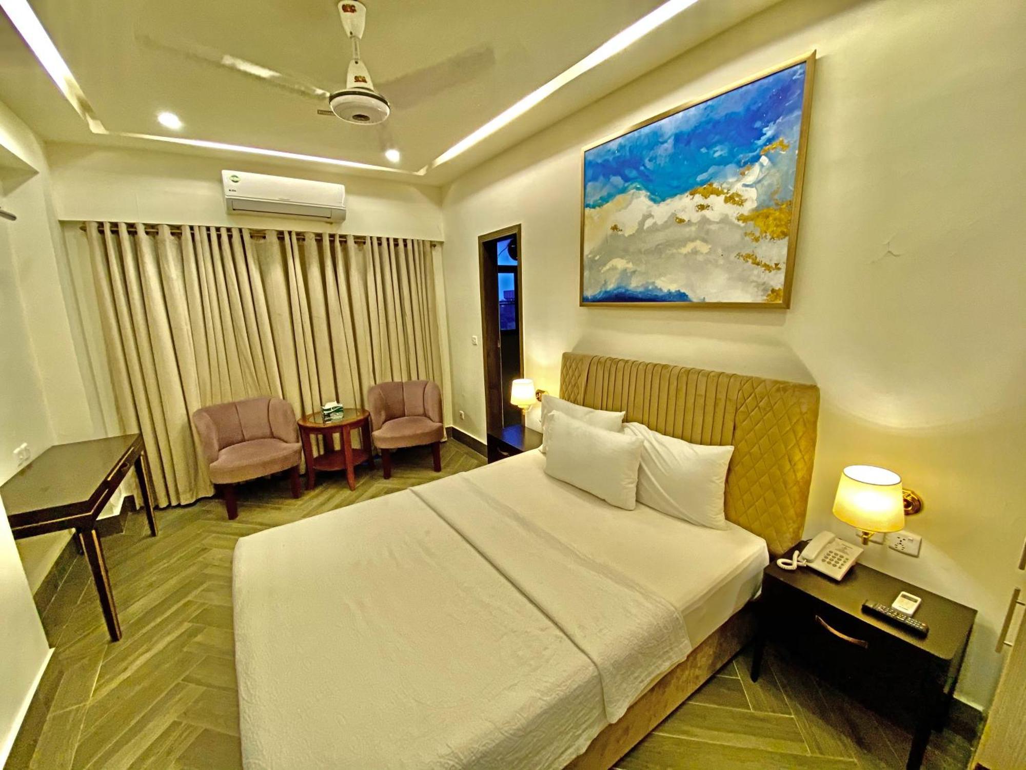 Hotel Shelton'S Ambassador Islamabad Exterior foto
